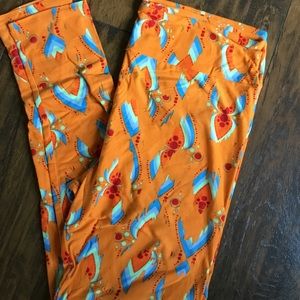 Lularoe tc buttery soft Leggings